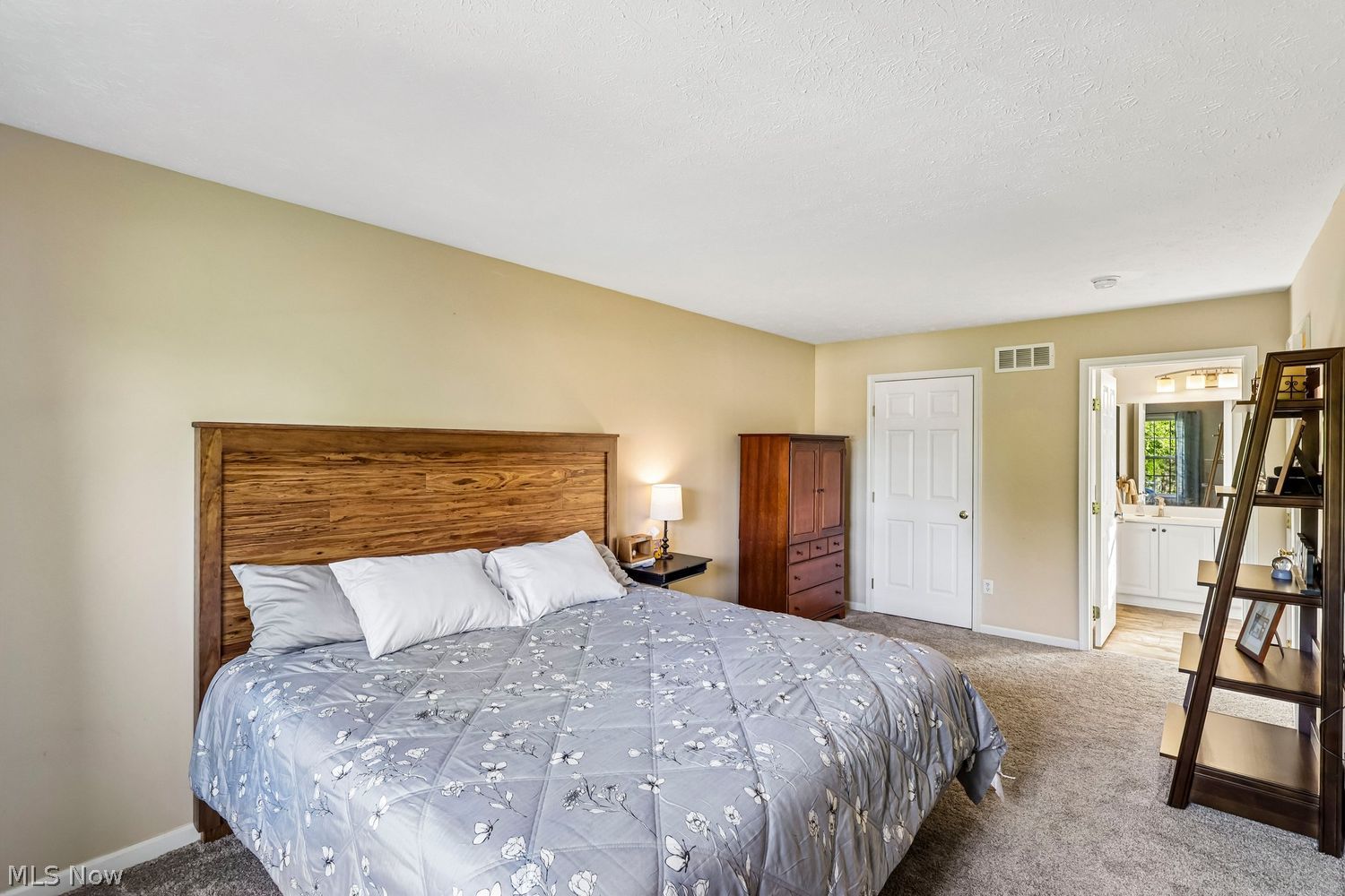 4739 Churchill Drive Avon OH 44011