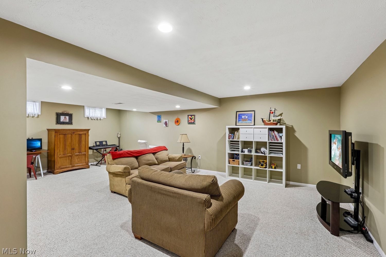 4739 Churchill Drive Avon OH 44011