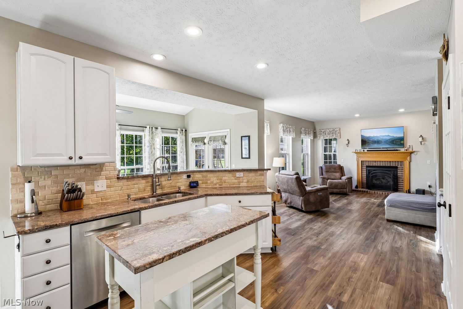 4739 Churchill Drive Avon OH 44011