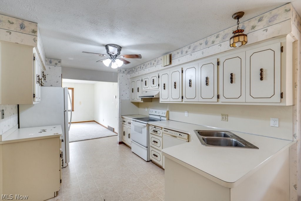 9761 Applewood Drive North Royalton OH 44133