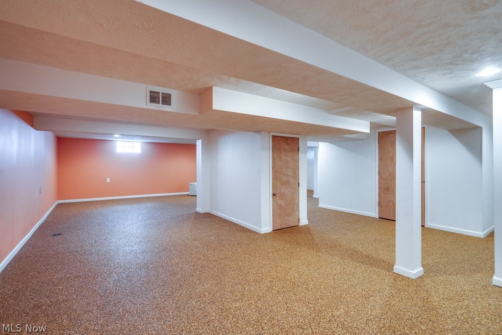 9761 Applewood Drive North Royalton OH 44133
