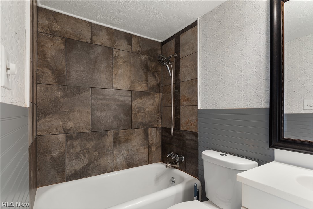 176 Clifton Drive Boardman OH 44512