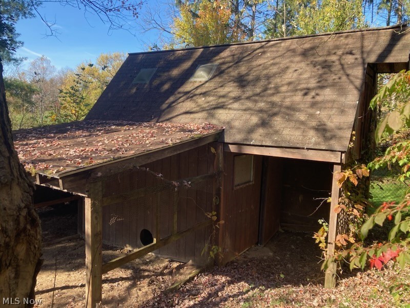 2381 Hillwood Street Magnolia OH 44643