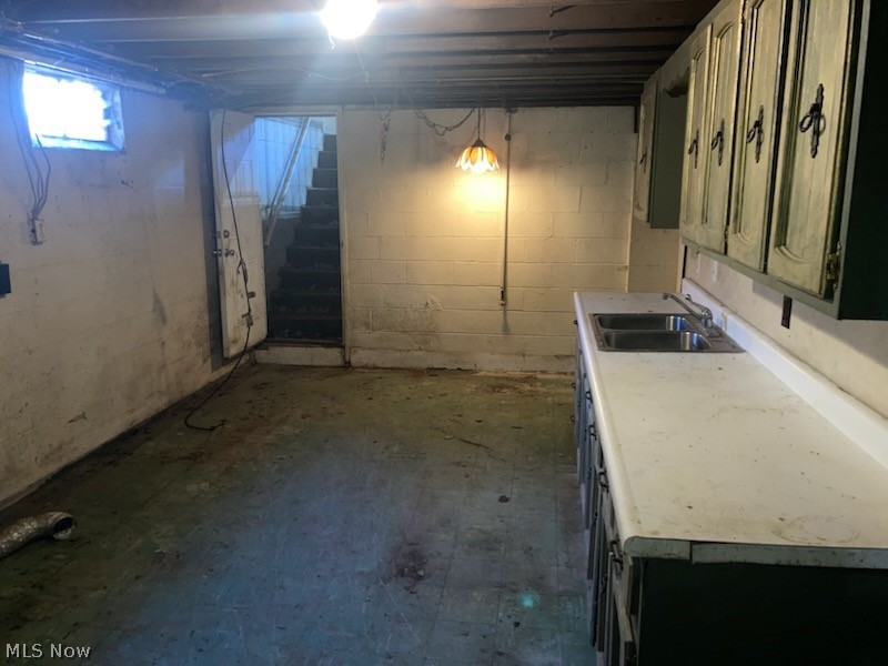 2381 Hillwood Street Magnolia OH 44643