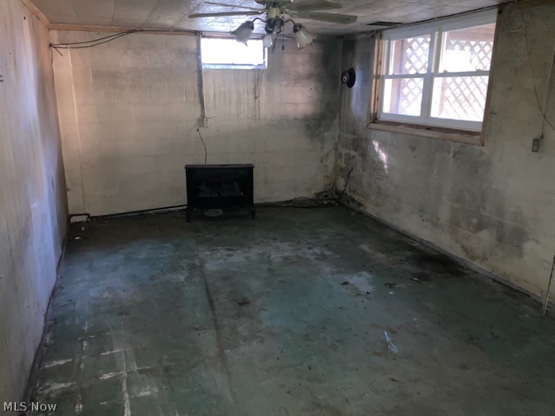 2381 Hillwood Street Magnolia OH 44643