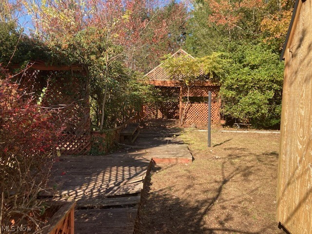 2381 Hillwood Street Magnolia OH 44643