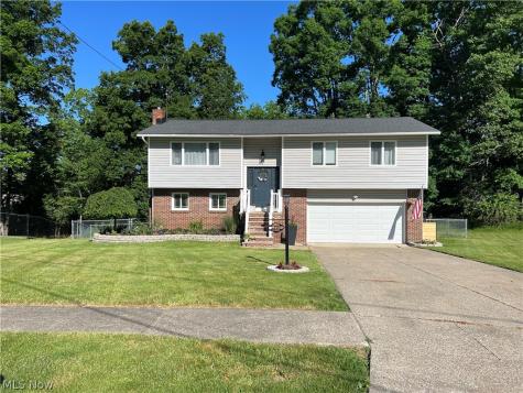 1258 Cherry Lane Brunswick OH 44212