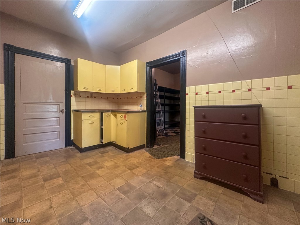 1312 Broadway Avenue Masury OH 44438