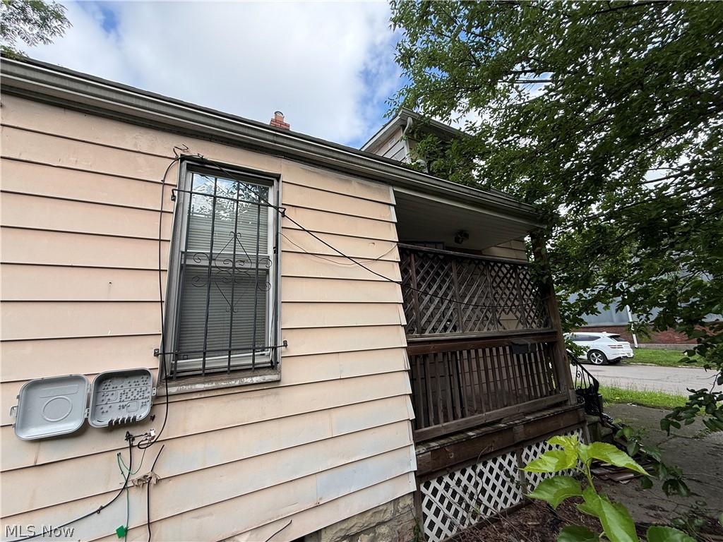 6902 Morgan Avenue Cleveland OH 44127