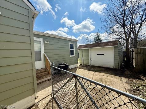 13301 Kirton Avenue Cleveland OH 44135