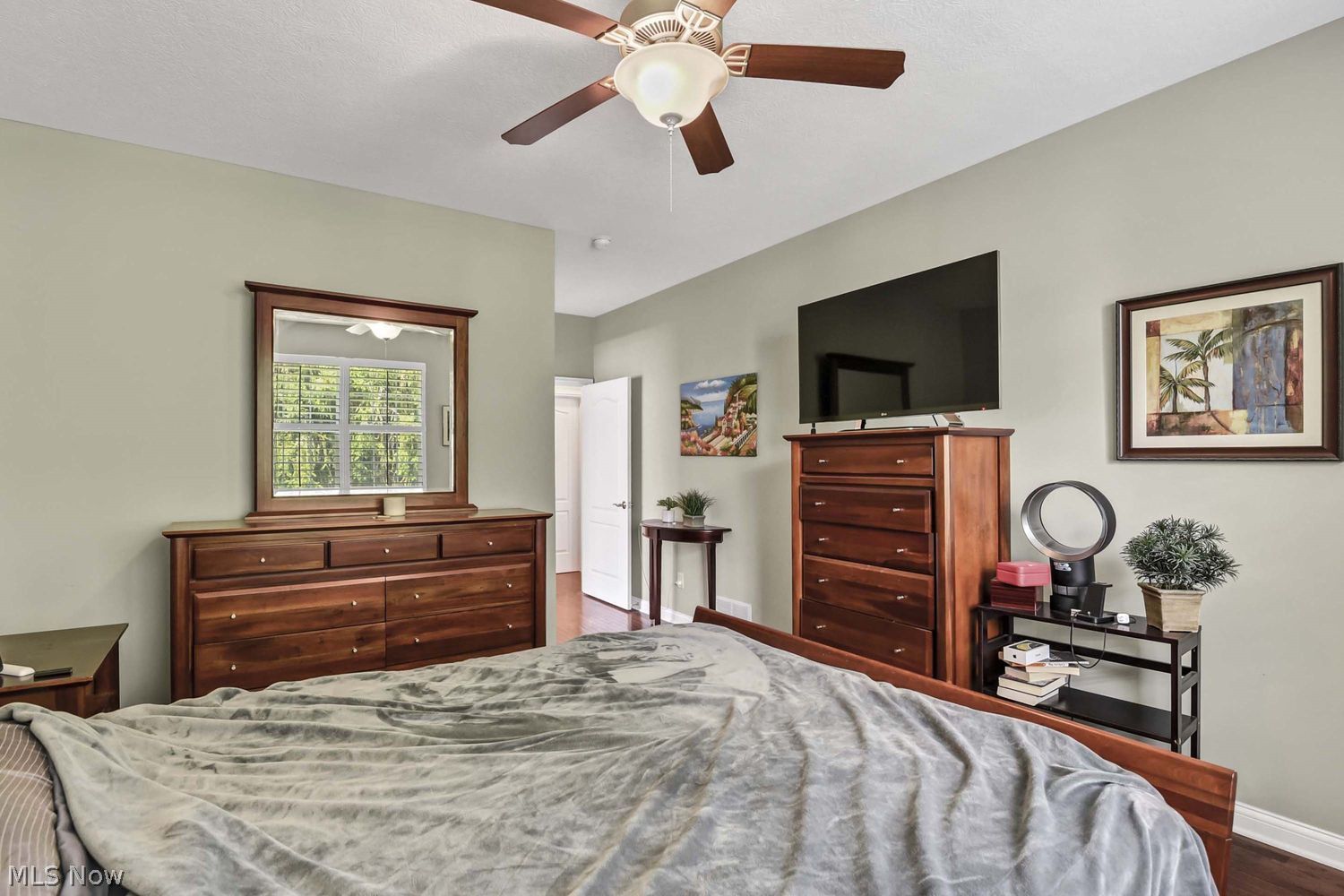 19 Bristol Lane Rocky River OH 44116