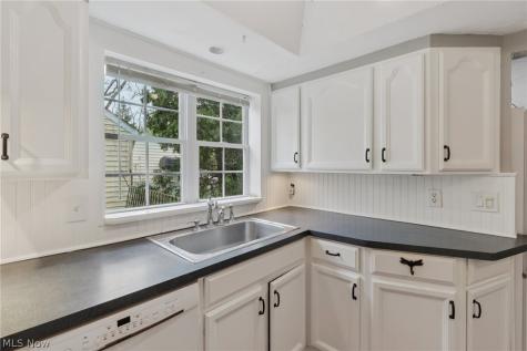 26626 Osborn Road Bay Village OH 44140