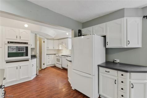 26626 Osborn Road Bay Village OH 44140