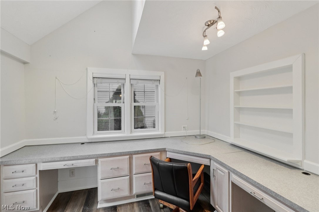 26626 Osborn Road Bay Village OH 44140