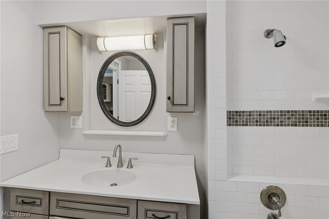 26626 Osborn Road Bay Village OH 44140