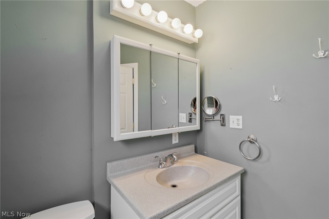 26626 Osborn Road Bay Village OH 44140