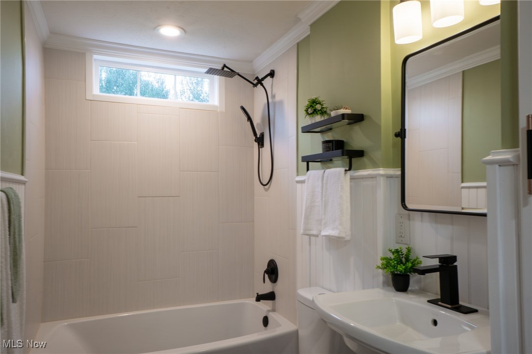 1162 Tait Road Akron OH 44319