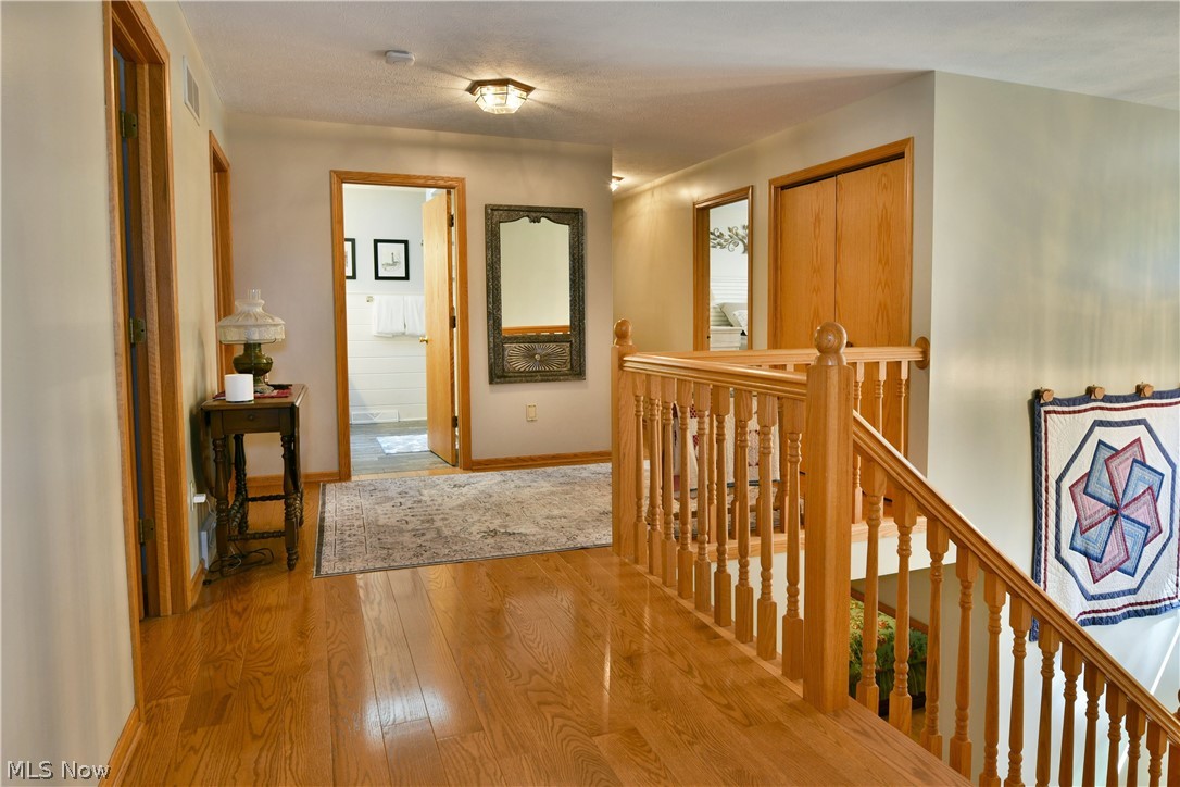 6752 Brookhollow Drive Lordstown OH 44481