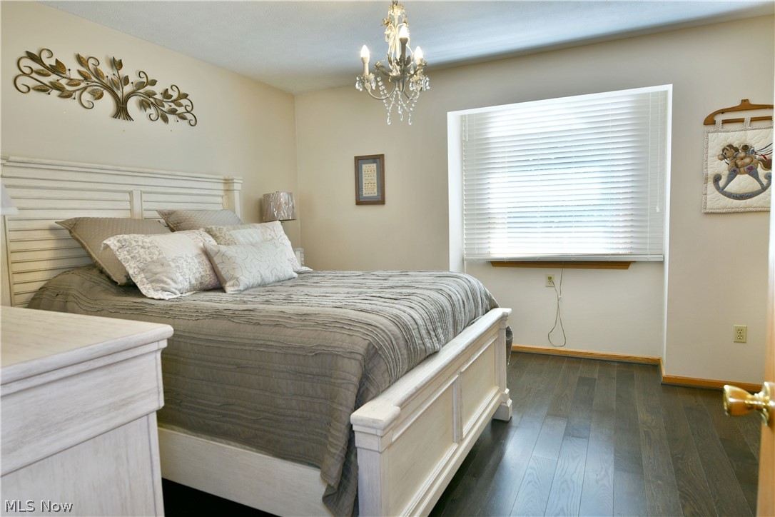 6752 Brookhollow Drive Lordstown OH 44481