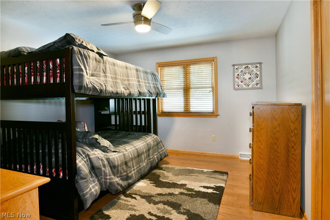 6752 Brookhollow Drive Lordstown OH 44481