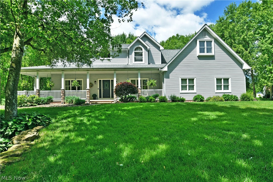 6752 Brookhollow Drive Lordstown OH 44481