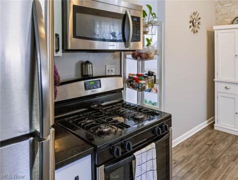 17007 Invermere Avenue Cleveland OH 44128