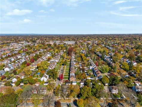17007 Invermere Avenue Cleveland OH 44128