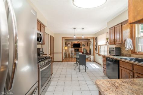 8359 Stoney Creek Drive Youngstown OH 44512