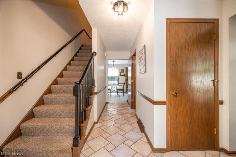 8359 Stoney Creek Drive Youngstown OH 44512