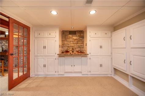 8359 Stoney Creek Drive Youngstown OH 44512