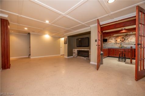 8359 Stoney Creek Drive Youngstown OH 44512