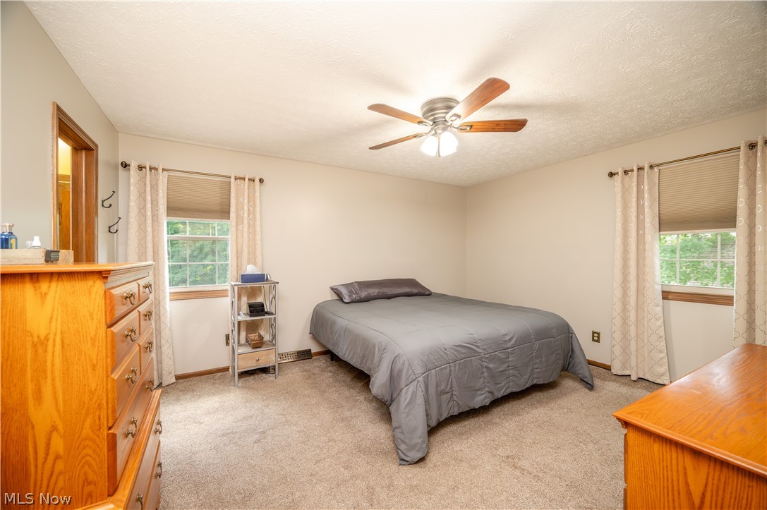 8359 Stoney Creek Drive Youngstown OH 44512