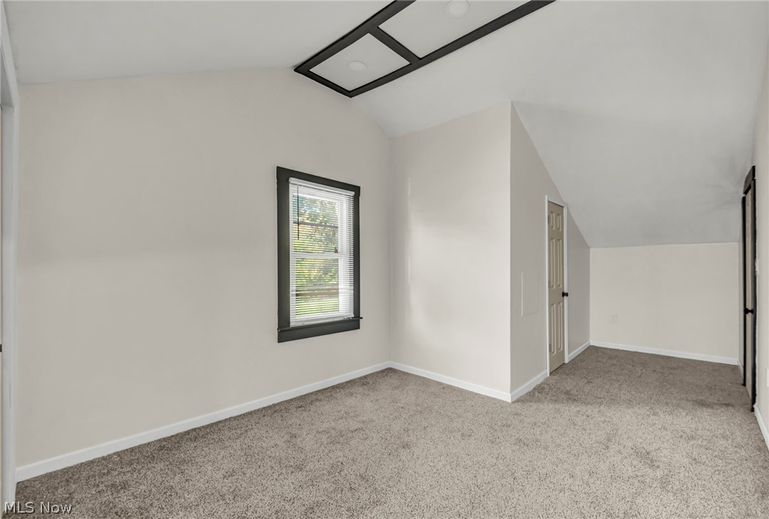 12813 Angelus Avenue Cleveland OH 44105