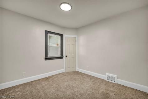 12813 Angelus Avenue Cleveland OH 44105