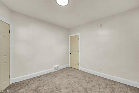 12813 Angelus Avenue Cleveland OH 44105