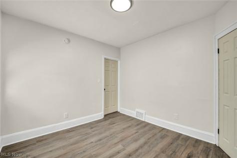 12813 Angelus Avenue Cleveland OH 44105