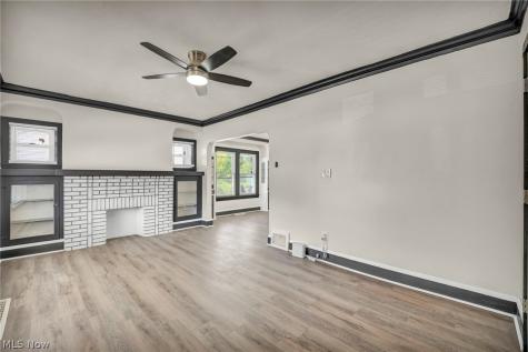12813 Angelus Avenue Cleveland OH 44105