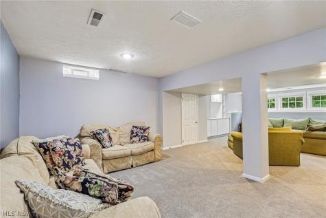 10392 Andover Drive Twinsburg OH 44087