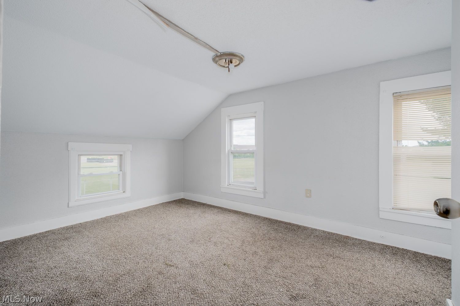 1533 Wayne Avenue NE Canton OH 44705