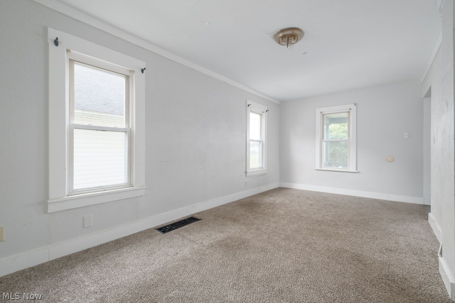 1533 Wayne Avenue NE Canton OH 44705