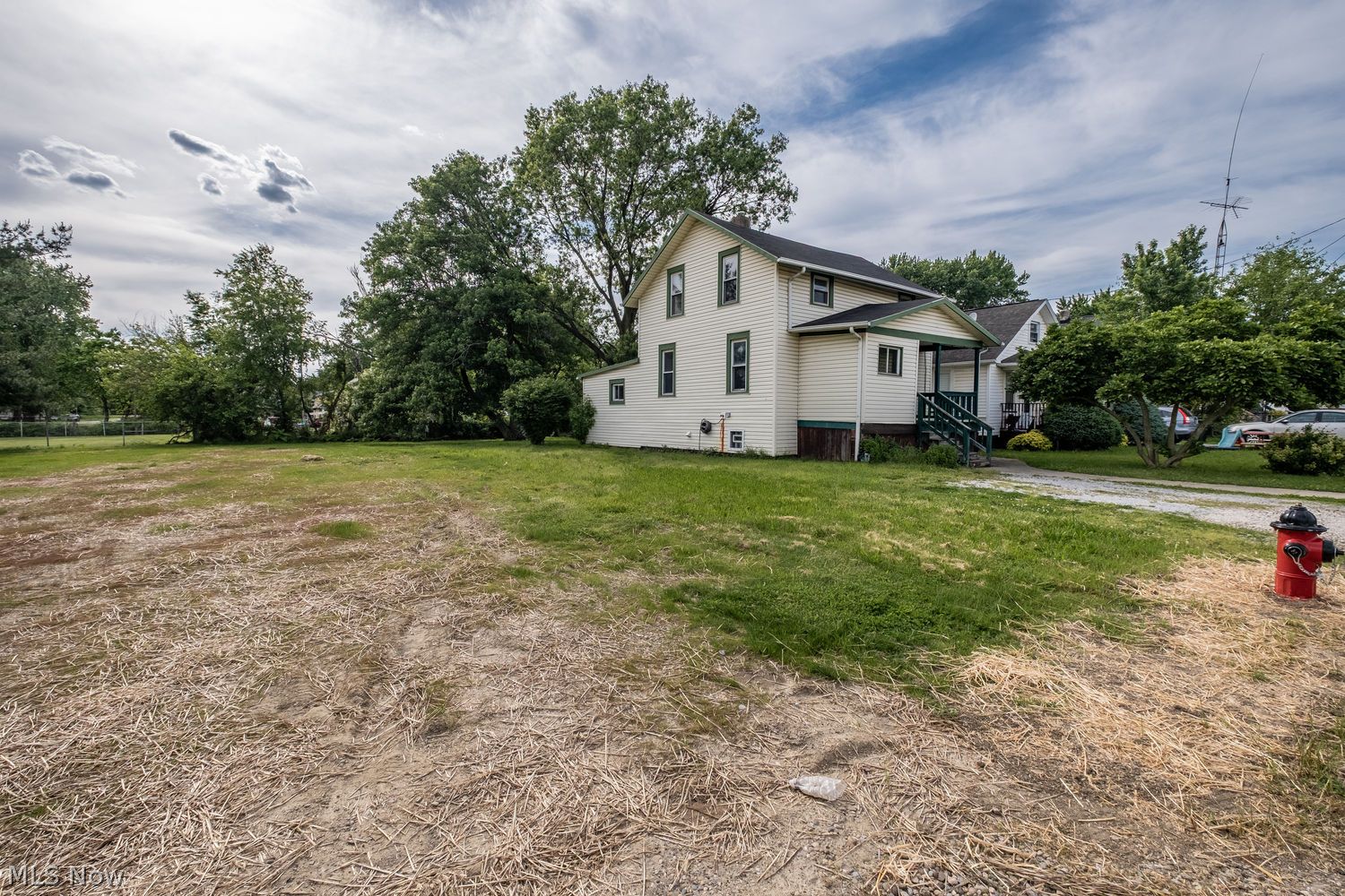 1533 Wayne Avenue NE Canton OH 44705