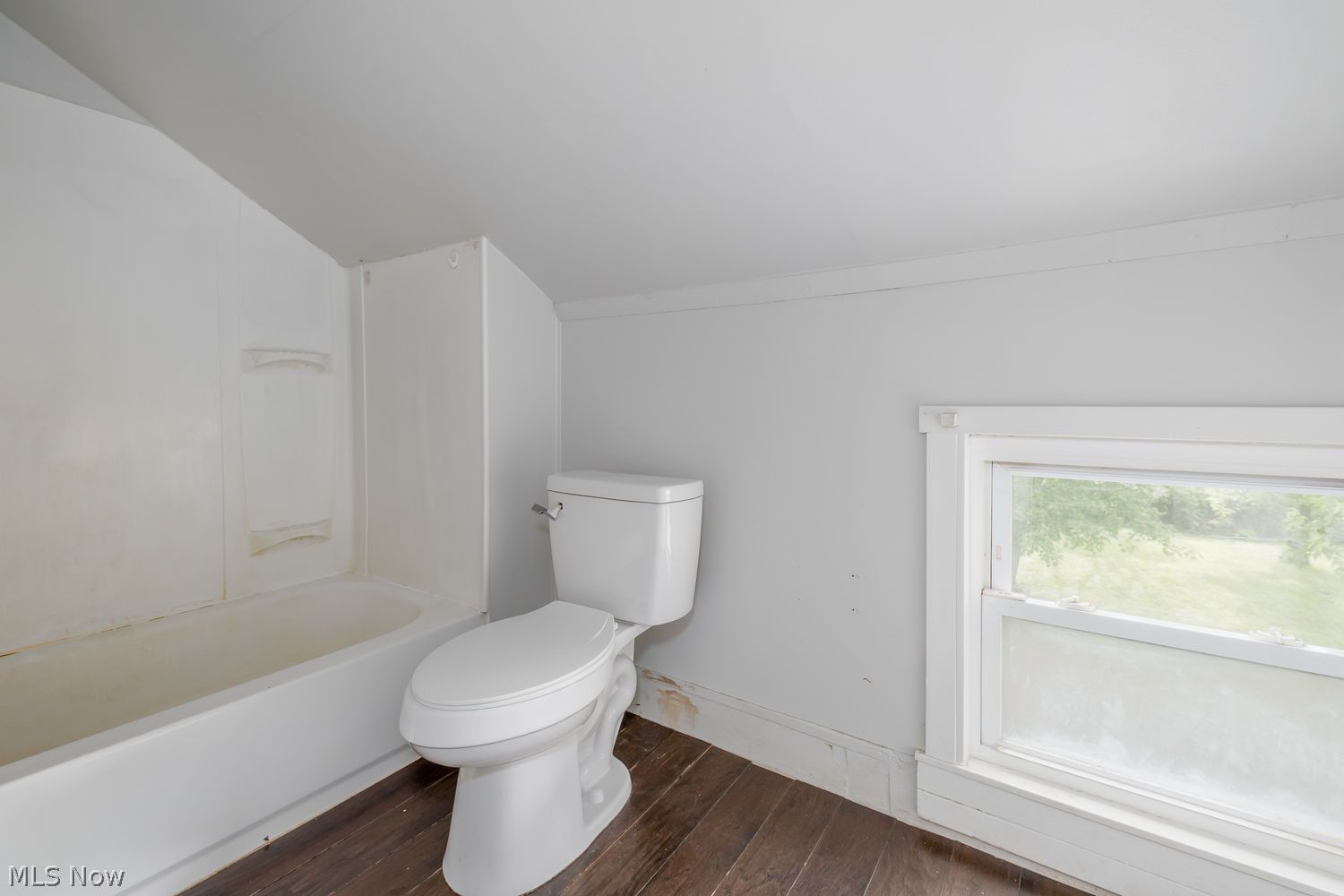 1533 Wayne Avenue NE Canton OH 44705