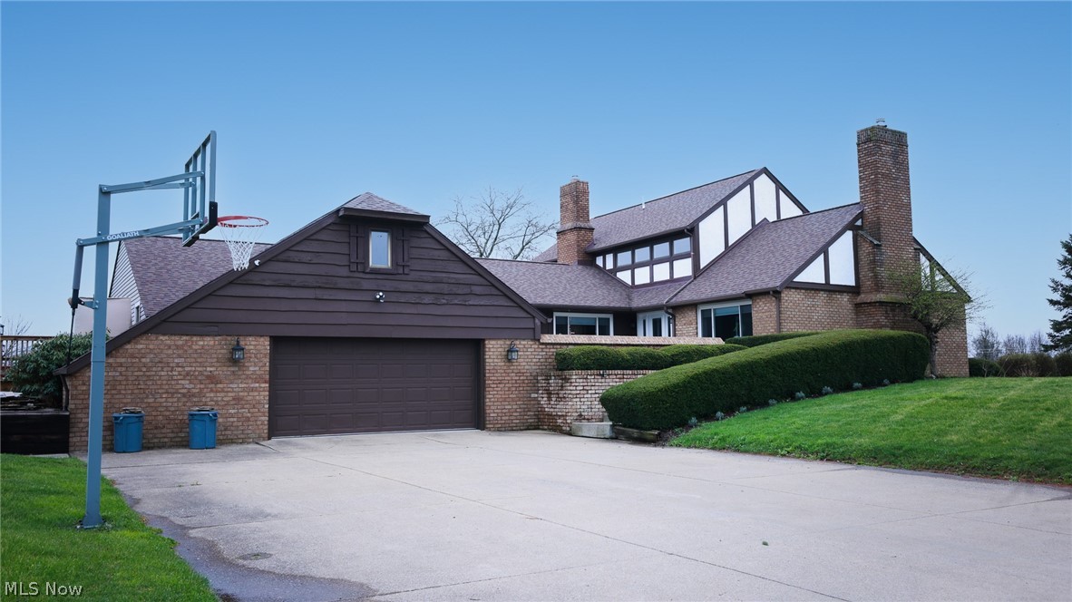 13177 Beaver Springfield Road New Springfield OH 44443