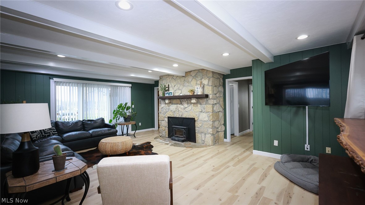 13177 Beaver Springfield Road New Springfield OH 44443