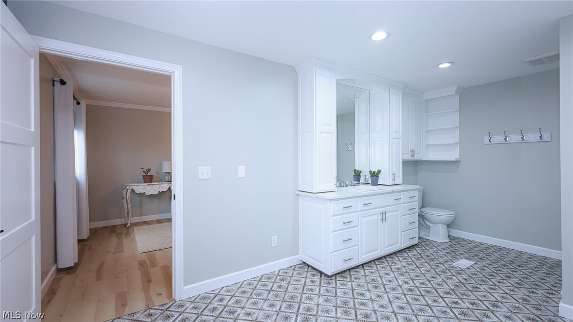13177 Beaver Springfield Road New Springfield OH 44443