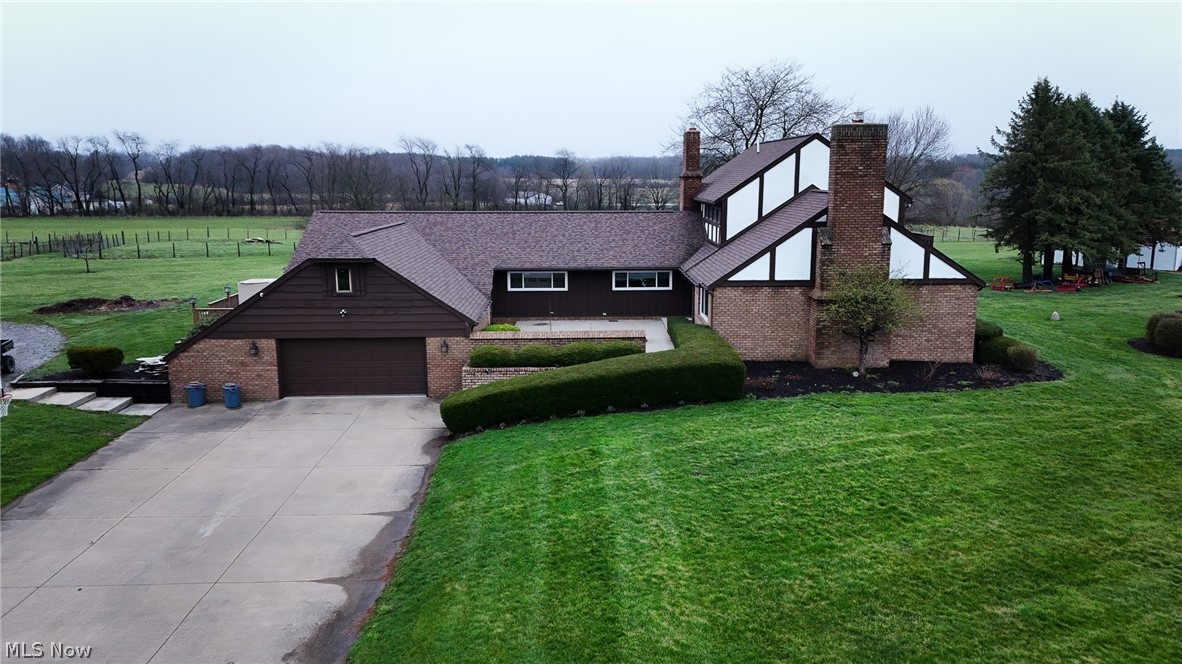 13177 Beaver Springfield Road New Springfield OH 44443