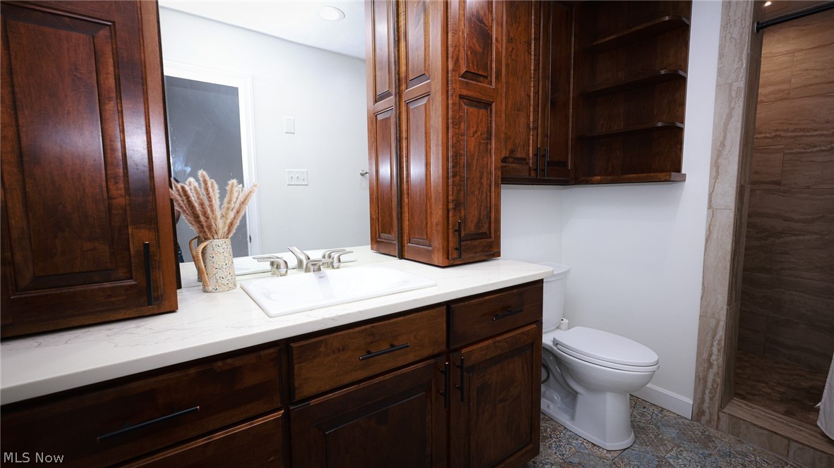 13177 Beaver Springfield Road New Springfield OH 44443