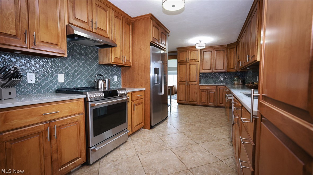 13177 Beaver Springfield Road New Springfield OH 44443