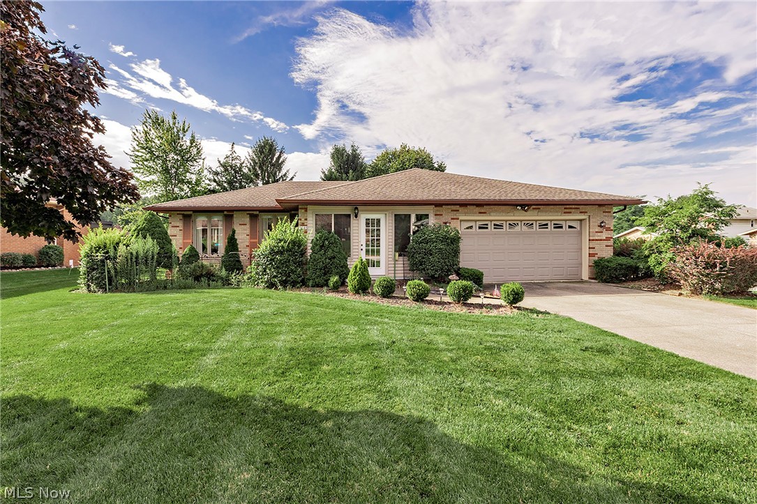 7681 Plumwood Lane Seven Hills OH 44131