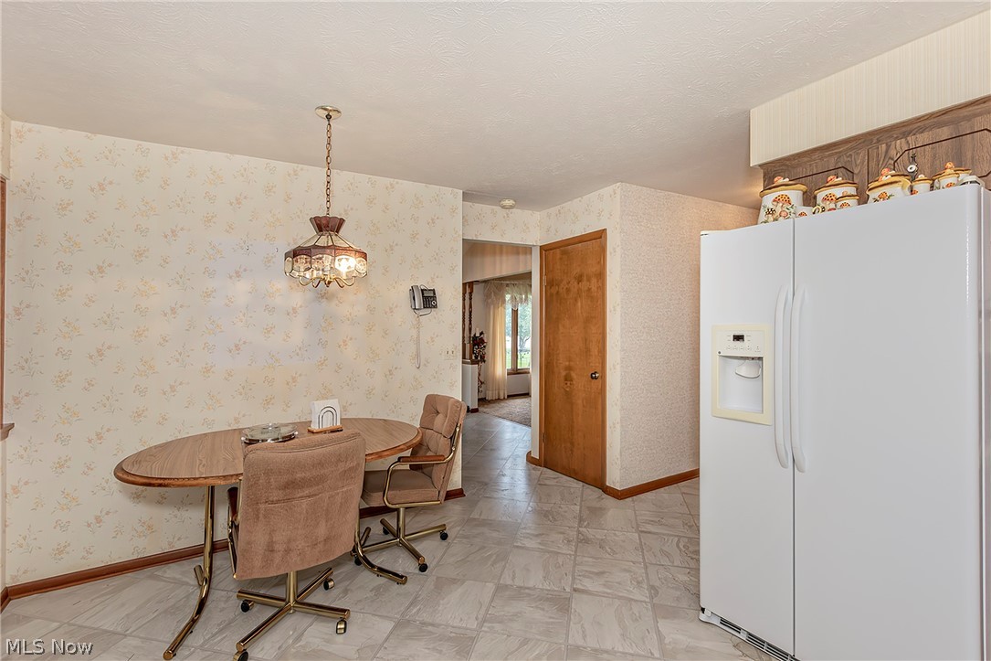 7681 Plumwood Lane Seven Hills OH 44131